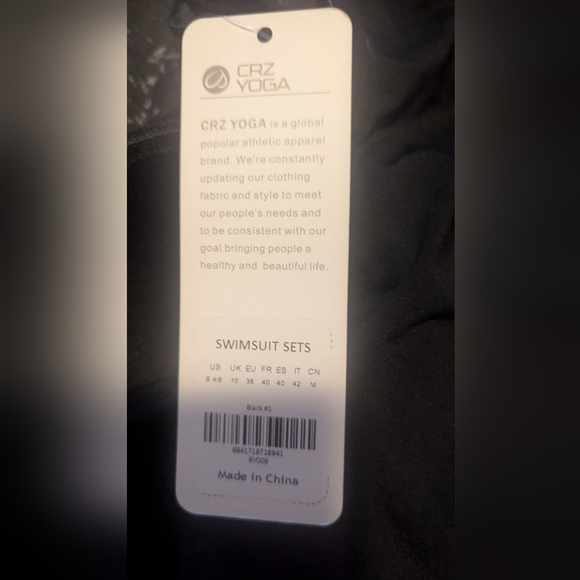 CRZ YOGA Black High-Neck Sports Bra - Picture 4 of 4